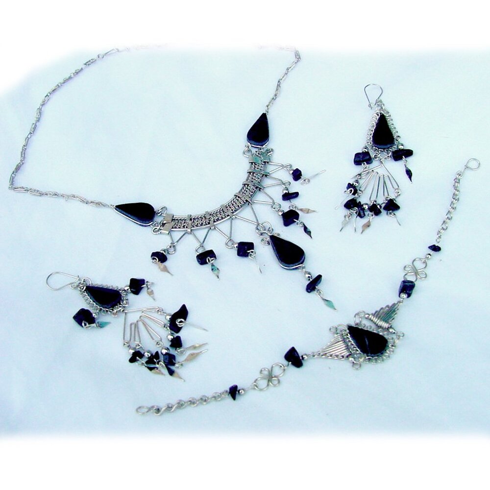 New Vintage Jewelry SET Necklace/Earrings/Bracelet Silver Black Stone Whimsigoth - Picture 3 of 8